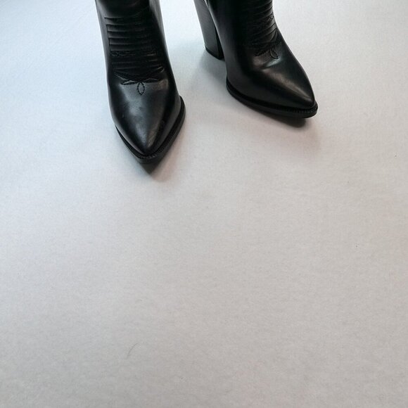 ISNOM Cowgirl Embroidered, Pointed Toe, Chunky Heel Boots Size 7 - Picture 7 of 14